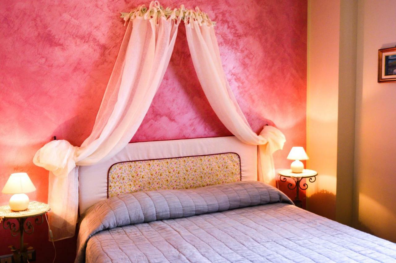 Agriturismo Tenuta Polledro アスティ エクステリア 写真