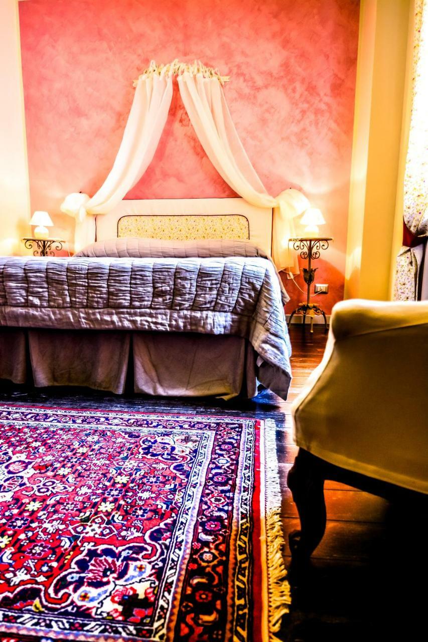 Agriturismo Tenuta Polledro アスティ エクステリア 写真