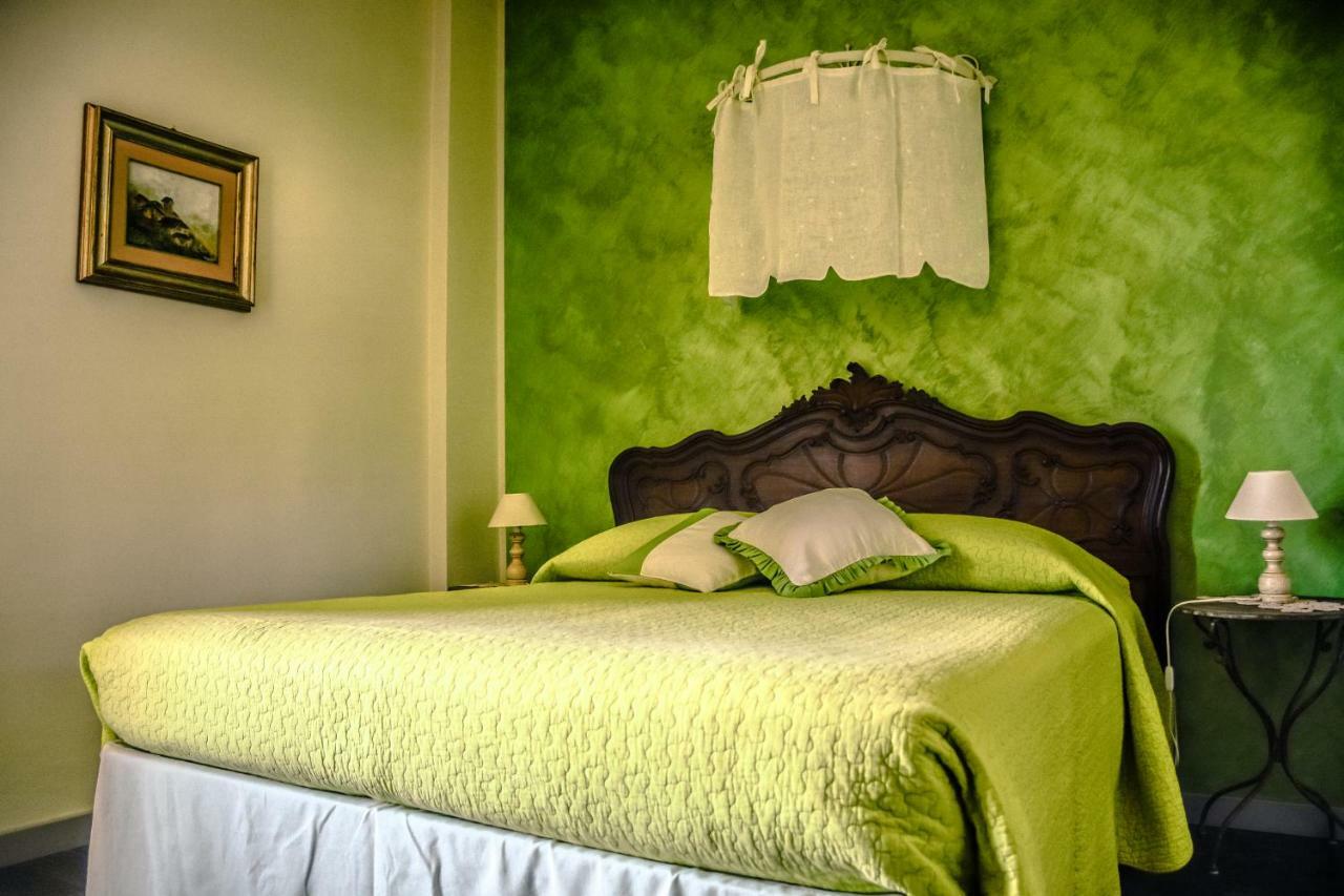 Agriturismo Tenuta Polledro アスティ エクステリア 写真