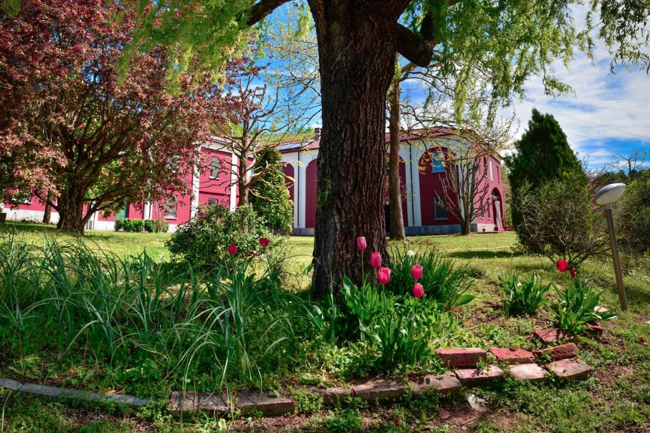 Agriturismo Tenuta Polledro アスティ エクステリア 写真